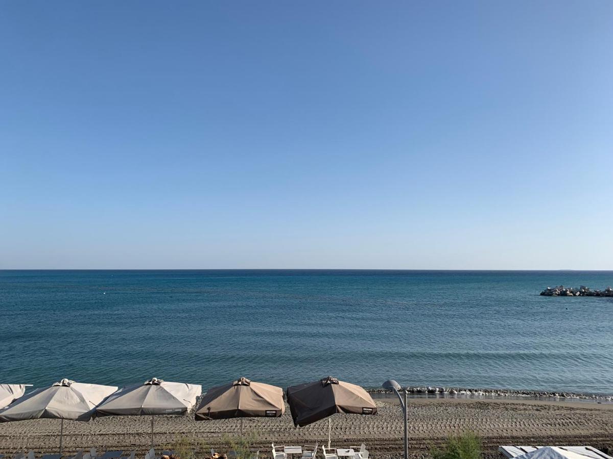 לרפטרה Central Urban Luxury Sea View Apt Since 2009 מראה חיצוני תמונה